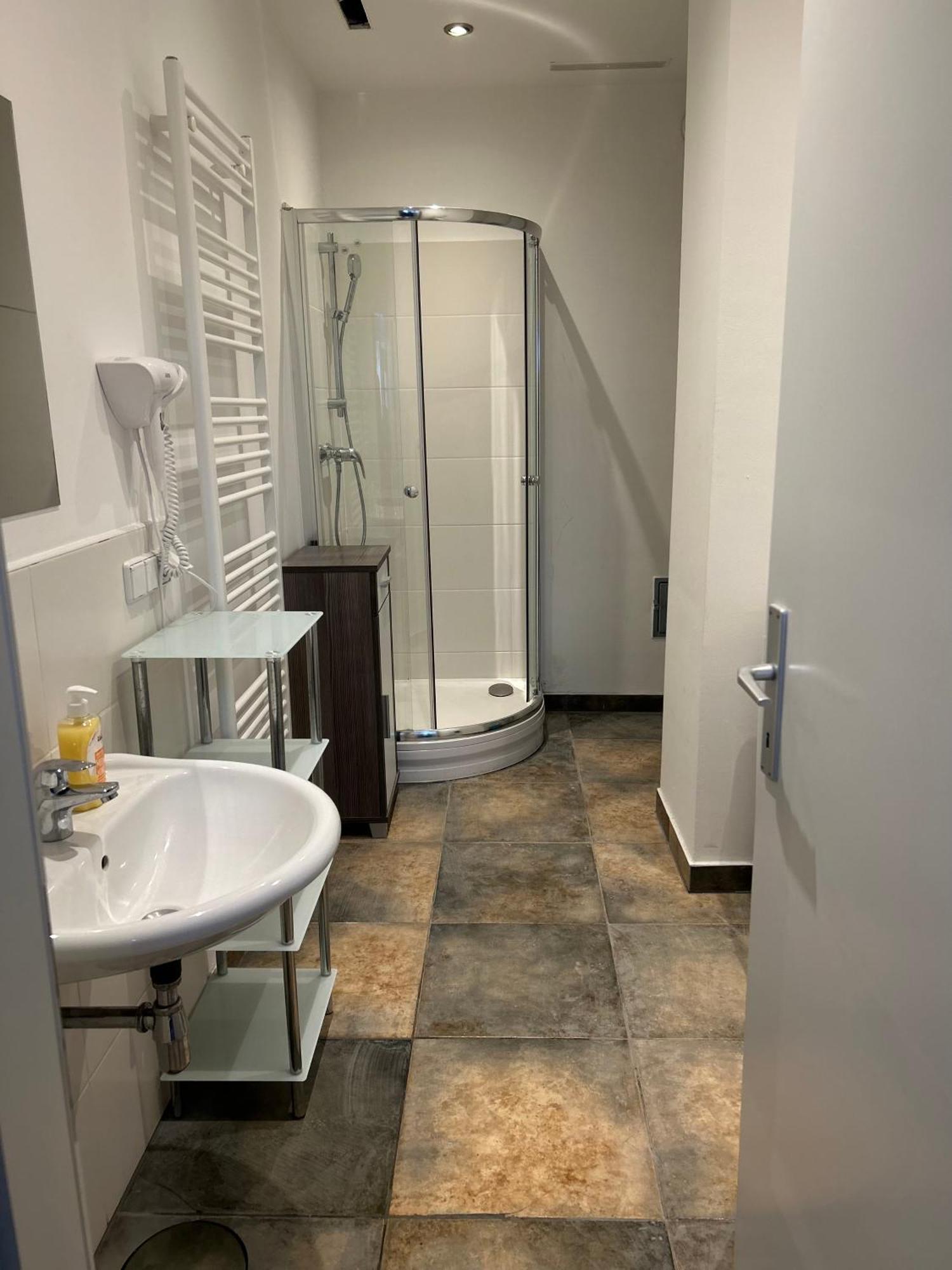 Schoene, Helle Wohnung In Stadtnaehe 비엔나 외부 사진